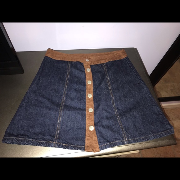 Denim skirt! - Picture 1 of 1